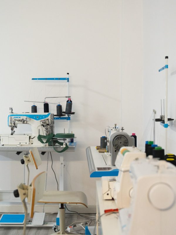 maquina de coser en Orestas